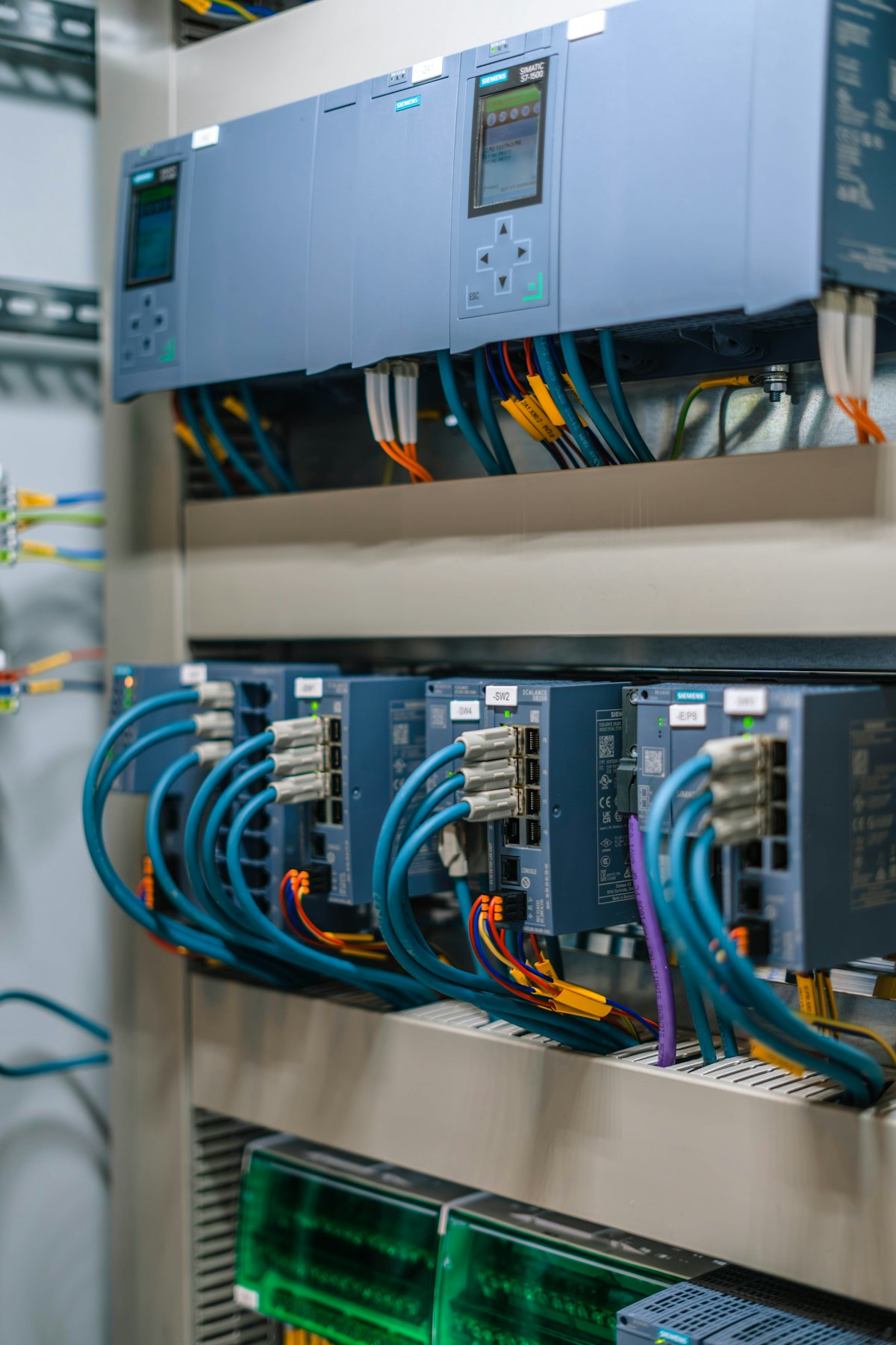 Industrial electrical control panel and switchgear